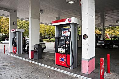 《命运2》玩家“绑架”NPC 只为刷出极品手炮